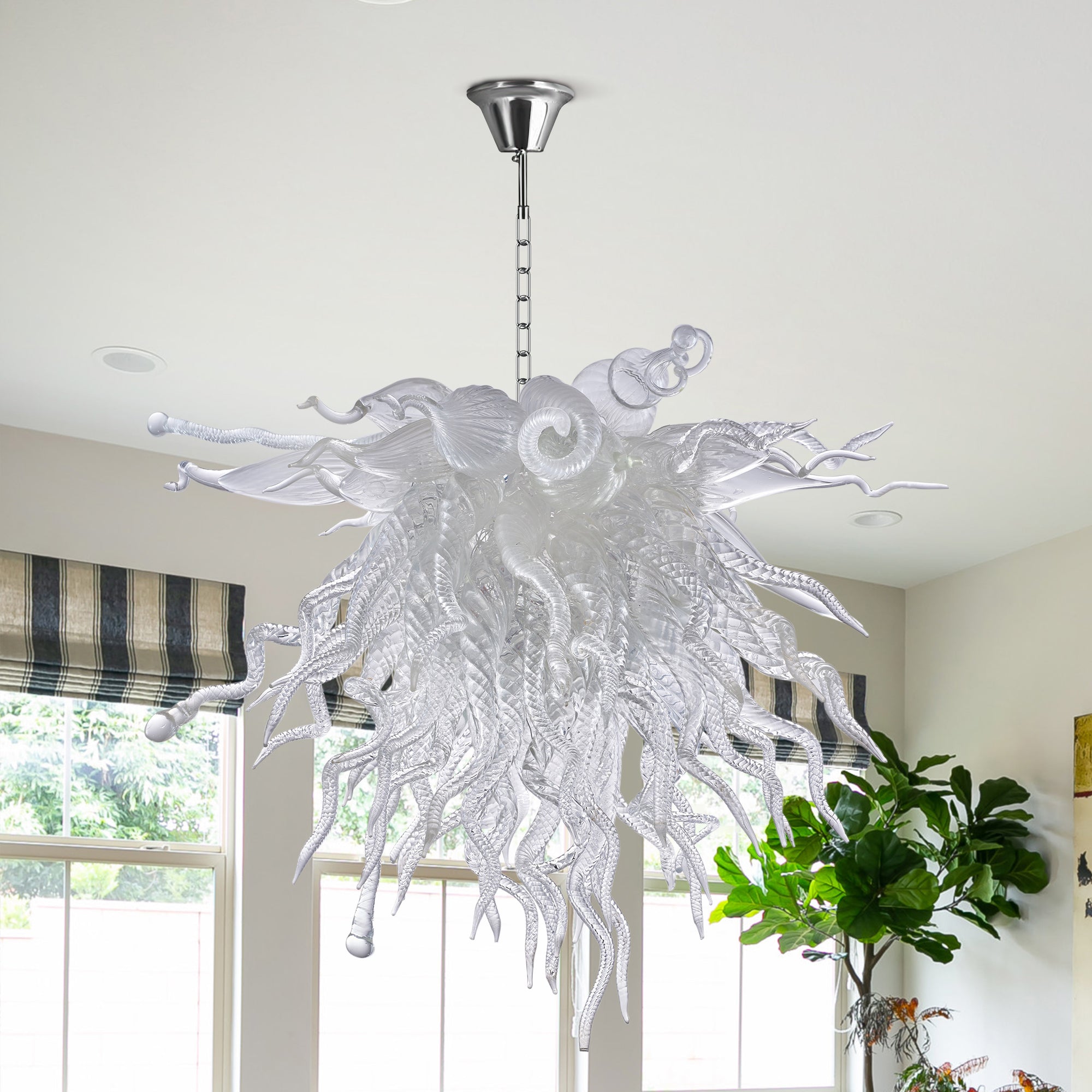 Minimalist clear blown glass chandelier Hauptbild