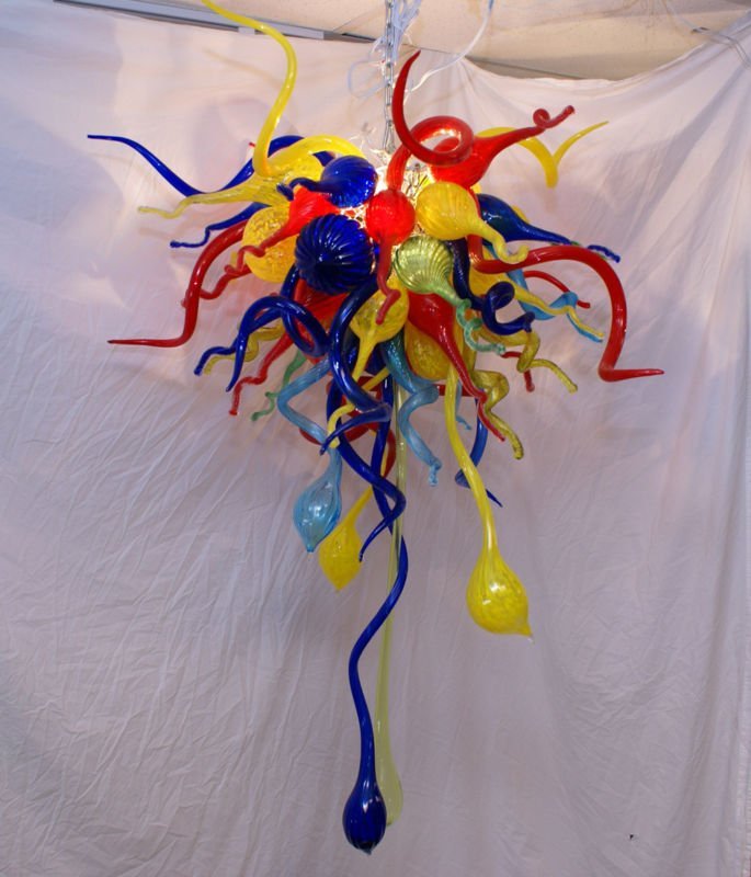 Chromatic Flare Modern Art Chandelier - Hand-Blown Murano Style Sculptural Glass - BeyPan Hauptbild
