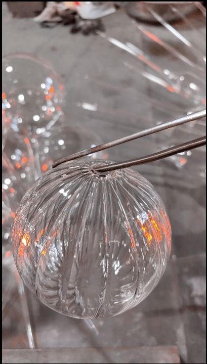Glass Balls For Bubbles Chandelier - BeyPan Hauptbild