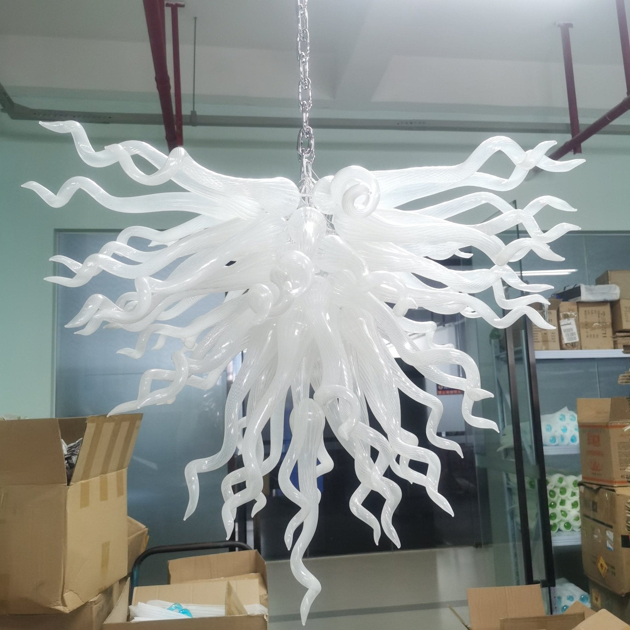 Serene Waterfall Artisan Glass Chandelier - Modern Hand-Blown White - BeyPan Hauptbild